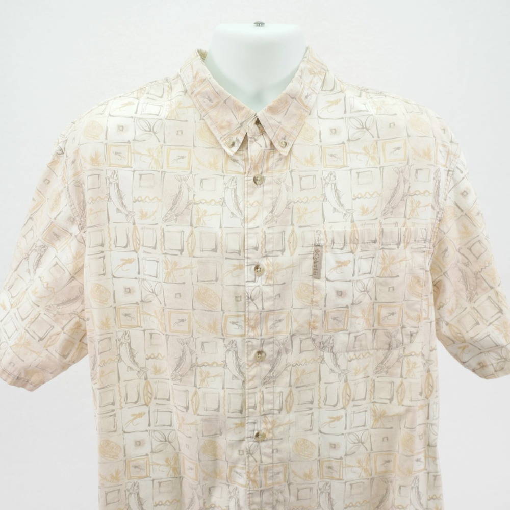 Columbia Men's XL Tan River Lodge Fishing Print Short Sleeve Button Down